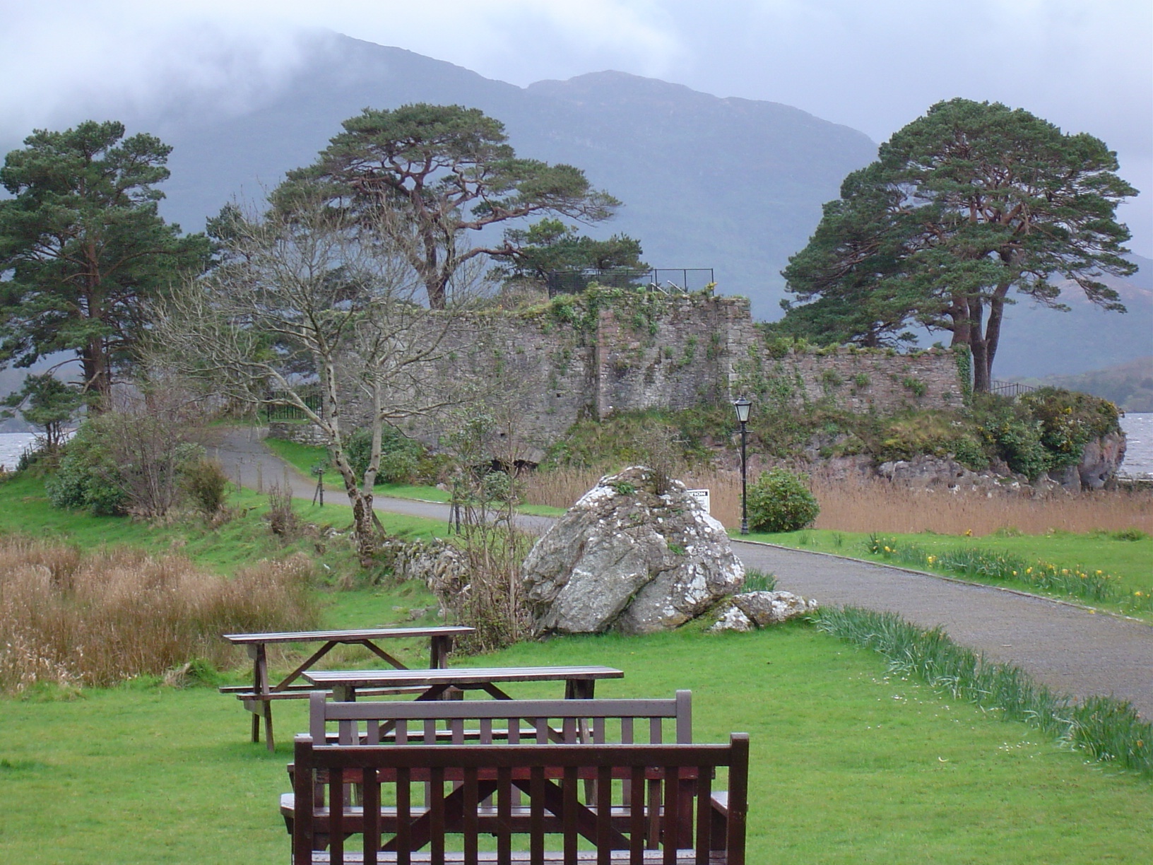 McCarthy Mor Castle Ruins: Killarney, Co Kerry