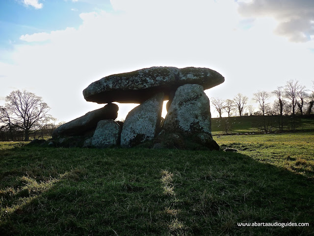 Haroldstown Dolmen: Acaun, Co Carlow