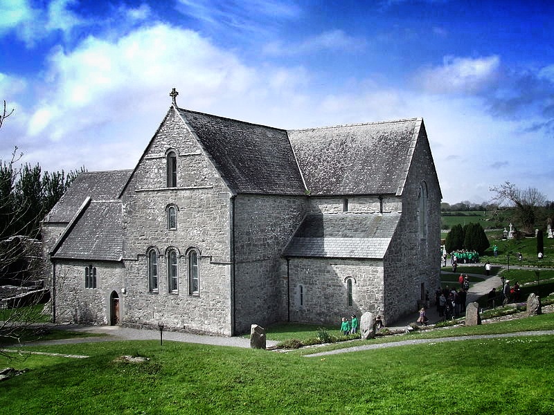 Ballintubber Abbey - photo by Laurel Lodged via Wikimedia Commons